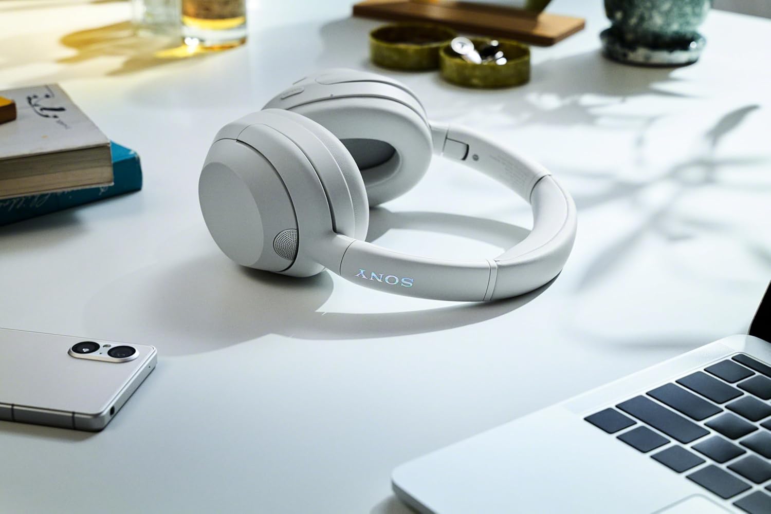 Sony ULT WEAR Wireless Noise Cancelling Headphones, Ultimate Deep Bass, 30 hours battery life, Clearer hands-free calling, Multipoint Connection, WH-ULT900N, White, UAE Version - 1-Year warranty