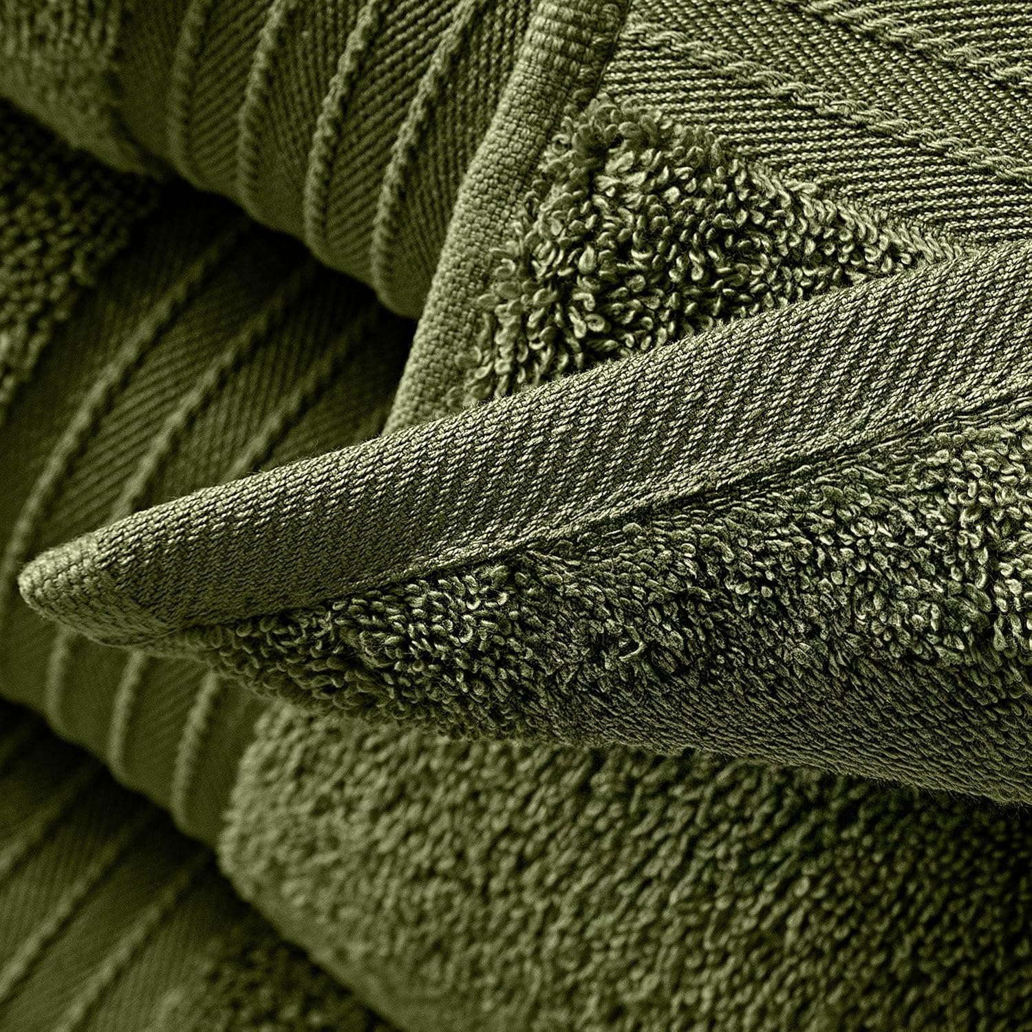BEYTOR Luxury Bath Towels – 100% Cotton, Ultra Soft, Quick-Dry & Highly Absorbent – Plush & Durable Hotel-Quality Towels for Home, Spa & Gym – Army Green (50x100 cm)