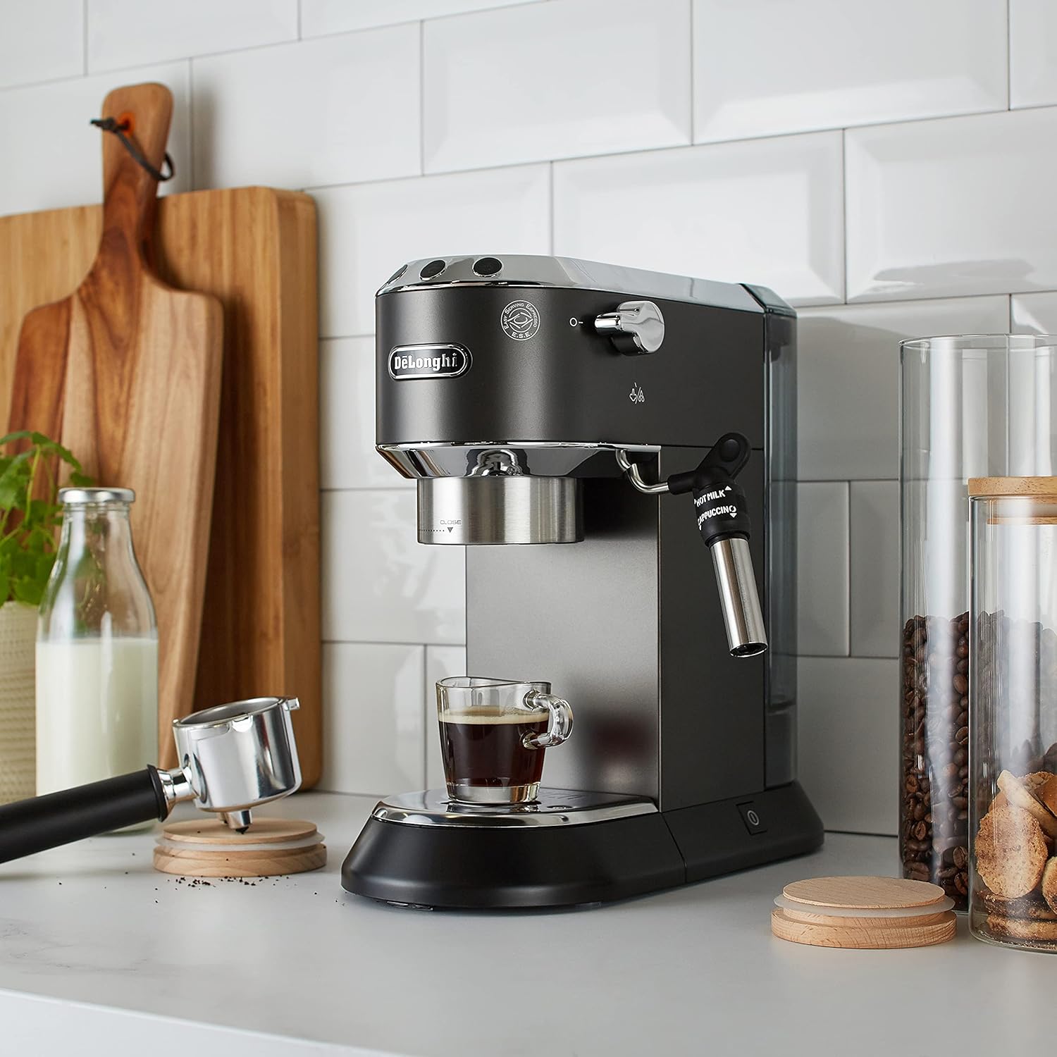 Pump Expresso Coffee Machine 1.1 L 1350 W EC685.BK Black/Silver