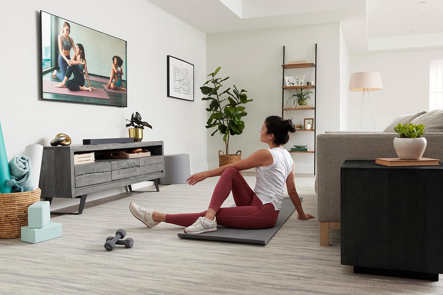 مكبر صوت JBL Bar 300، 5.0 قناة، 260 واط، نظام صوت محيطي متكامل، مع Dolby Atmos وMultiBeam وWi-Fi مدمج، أسود