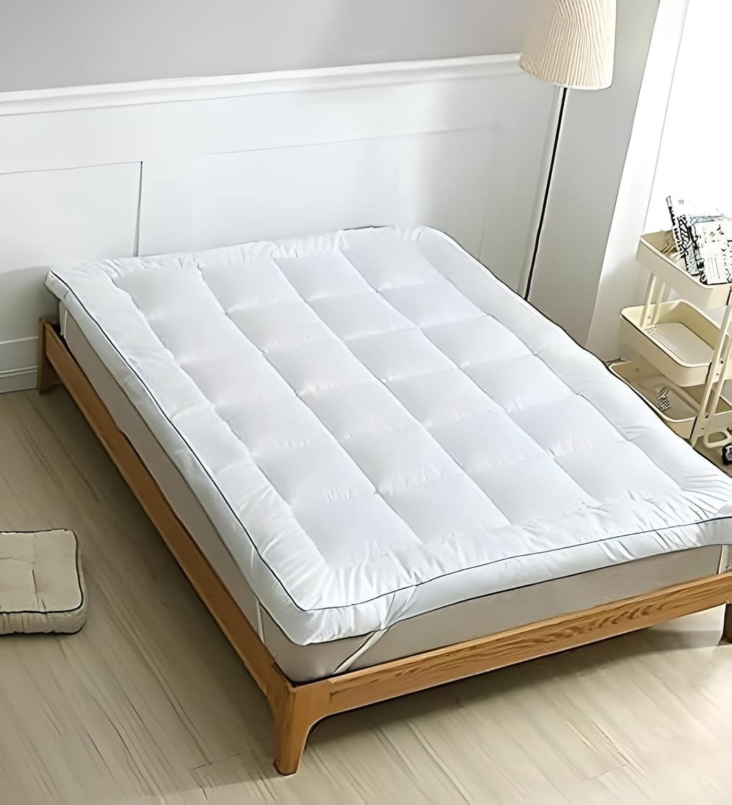 MAXQON Mattress Topper 10CM Thickness Quilted Microfiber 900gsm, Color White, Double Size 140x200cm
