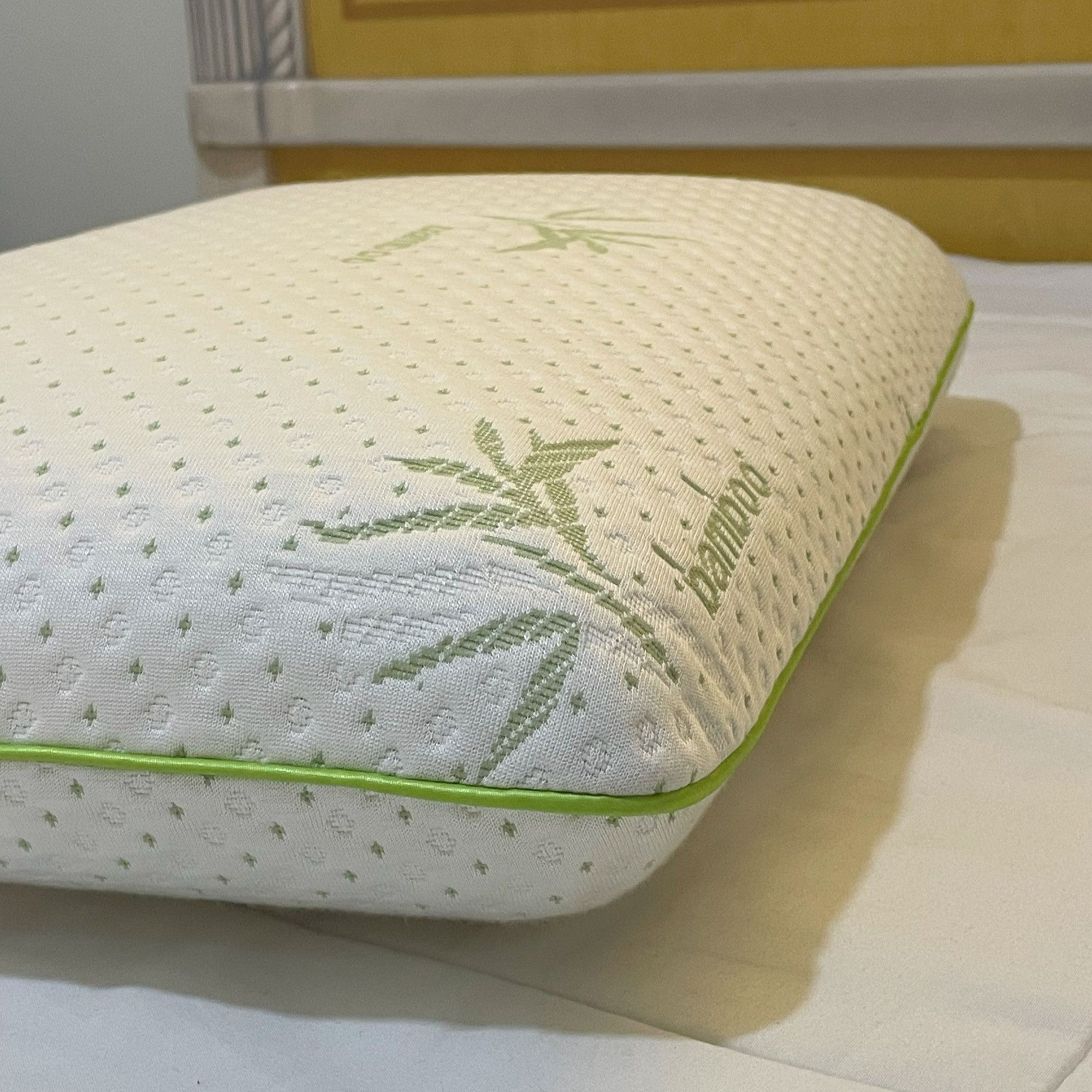 Set Of 2-Bamboo Memory Foam Pillow With Removable Bamboo Rayon Cover - Hypoallergenic & Breathable- 60x40x13cm
