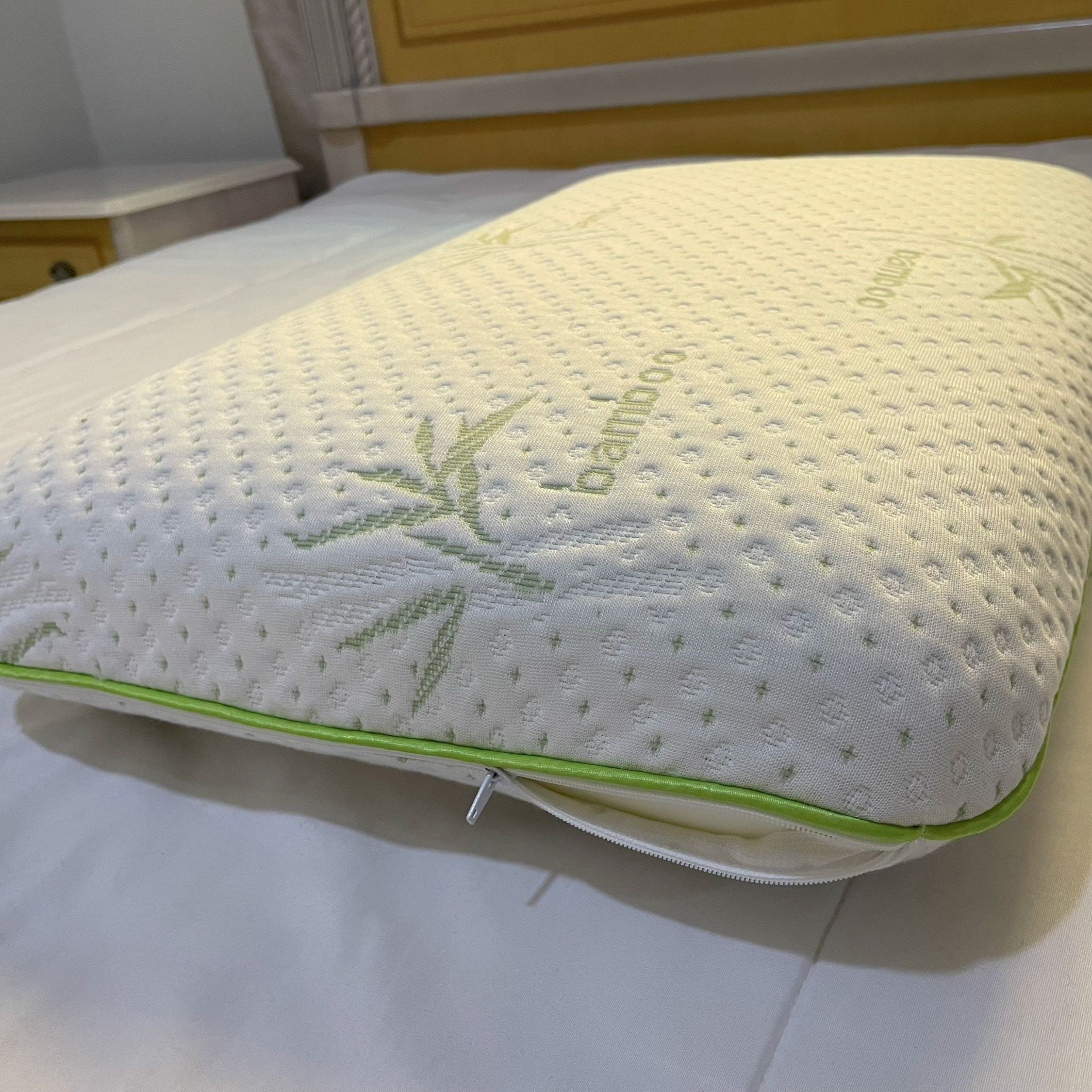 Set Of 2-Bamboo Memory Foam Pillow With Removable Bamboo Rayon Cover - Hypoallergenic & Breathable- 60x40x13cm